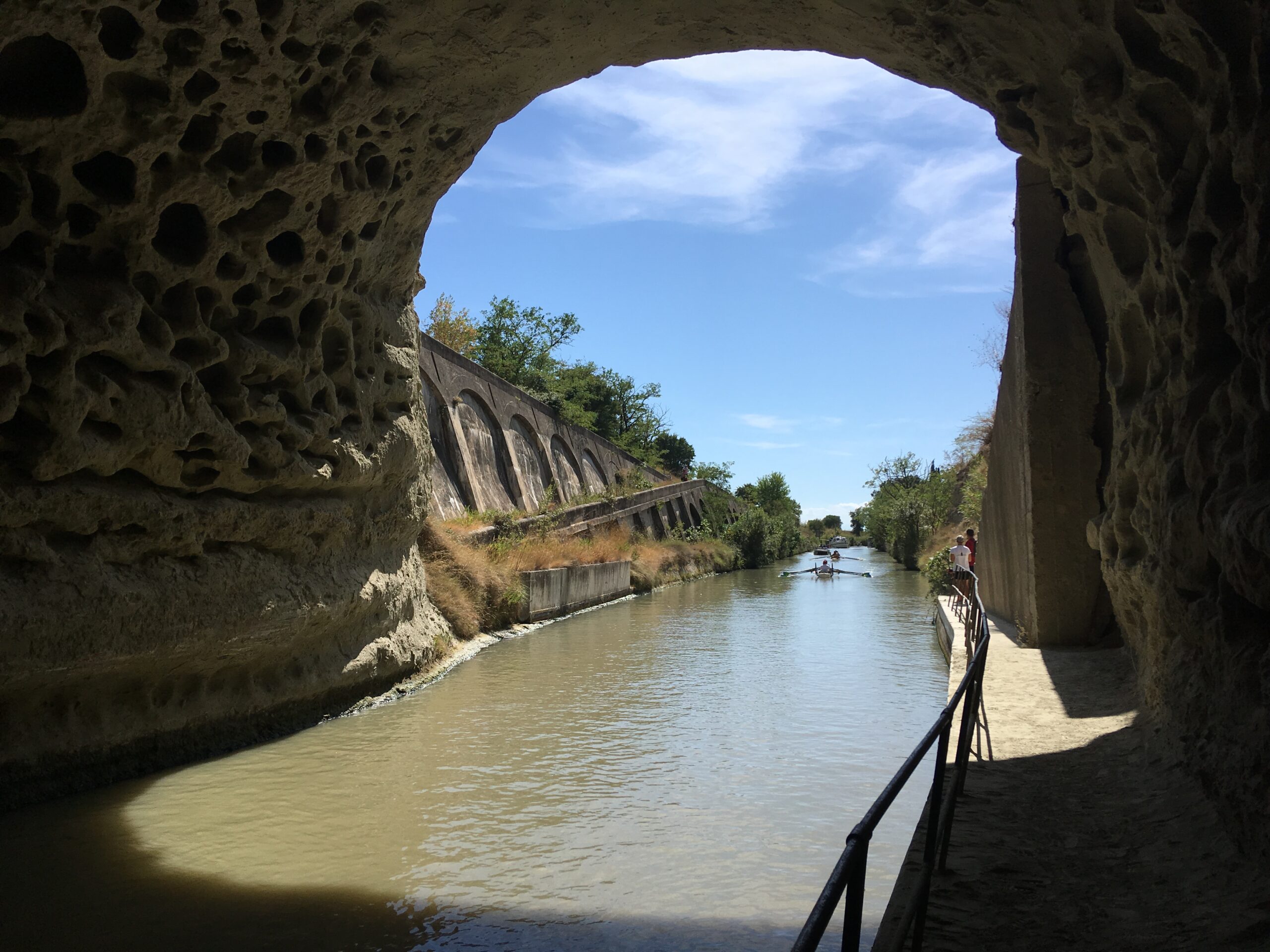The canal du Midi rowing rally: “A parenthesis out of time”, from Toulouse to Béziers